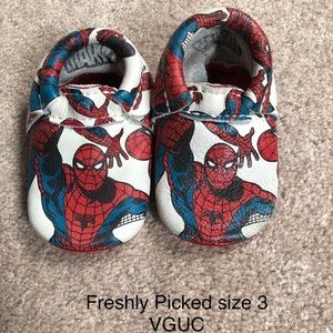 Spider-Man Freshly Picked Mocs size 3